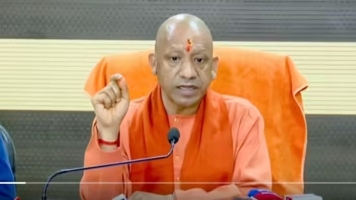 योगी बोले-अहिल्याबाई की टूटी मूर्ति का वीडियो AI से बना:यह कांग्रेस की साजिश