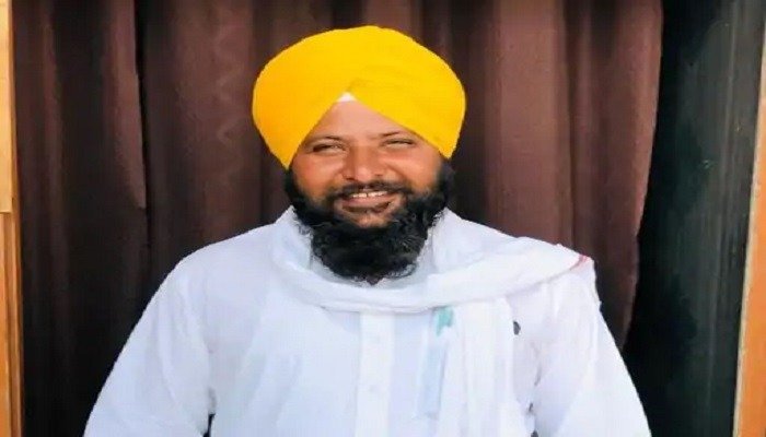 ‘ਆਪ’ ਸਰਪੰਚ ਕਤਲ ਕਾਂਡ ਦੀ ਸਾਜ਼ਿਸ਼ ਰਚਣ ਵਾਲਾ ਮੁੱਖ ਮੁਲਜ਼ਮ ਗ੍ਰਿਫ਼ਤਾਰ, ਵਿਦੇਸ਼ ਭੱਜਣ ਦੀ ਫਿਰਾਕ ‘ਚ ਸੀ ਮੁਲਜ਼ਮ !