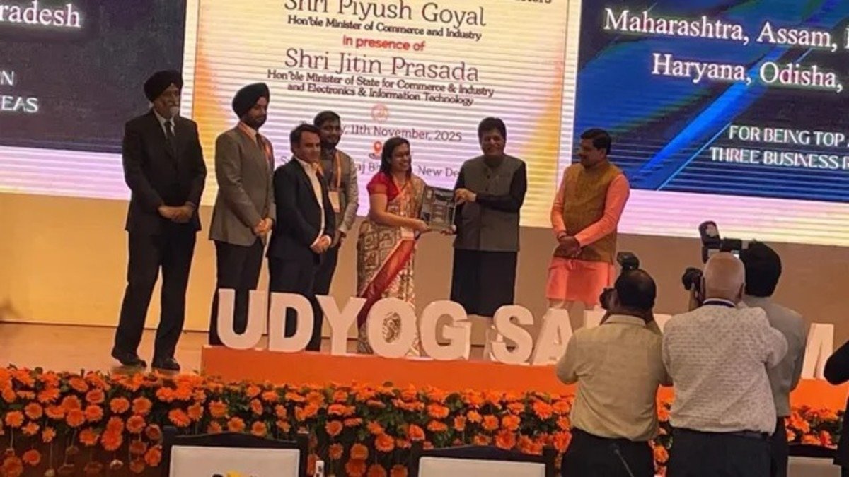 ਸੀਐਮ ਭਗਵੰਤ ਮਾਨ ਦੇ ਨੇਤ੍ਰਤਵ ਹੇਠ ਪੰਜਾਬ ਨੂੰ ਮਿਲਿਆ ‘ਟੌਪ ਅਚੀਵਰ’ ਇਨਾਮ, ਕੇਂਦਰ ਨੇ ਉਦਯੋਗ-ਸਹਾਇਕ ਨੀਤੀਆਂ ਦੀ ਕੀਤੀ ਸਿਰਾਹਣਾ