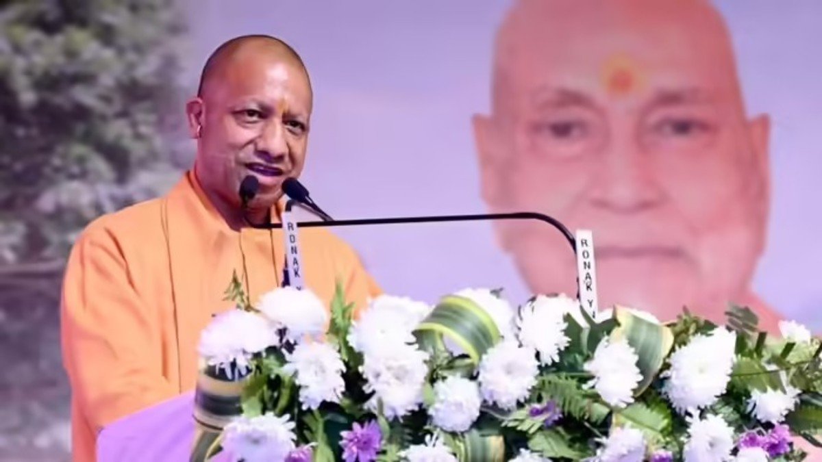 ‘न कर्फ्यू है, न दंगा है- उत्‍तर प्रदेश में अब सब चंगा है’, हरिद्वार में गरजे CM योगी आदित्‍यनाथ