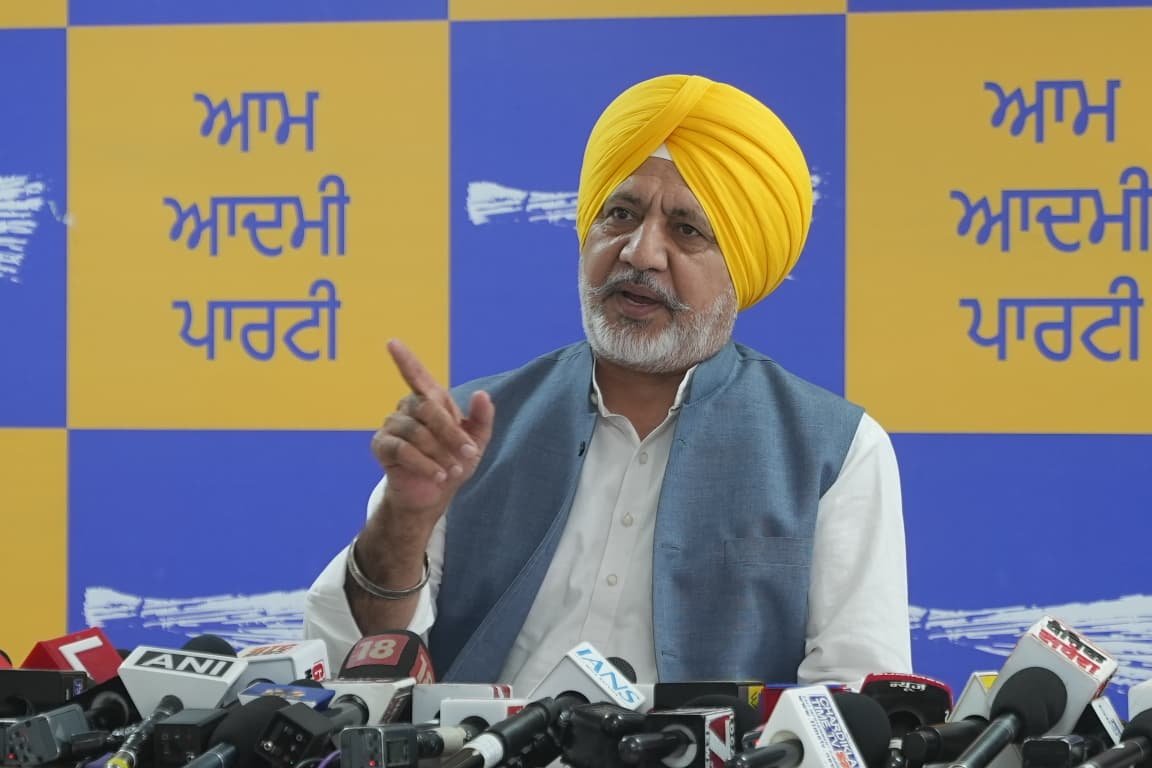 ਐਸਆਈਟੀ ਨੂੰ ਦਿੱਤੇ ਆਪਣੇ ਬਿਆਨ ਵਿੱਚ ਸਾਬਕਾ ਜਥੇਦਾਰ ਗਿਆਨੀ ਰਘਬੀਰ ਸਿੰਘ ਨੇ ਪੁਸ਼ਟੀ ਕੀਤੀ ਕਿ ਸੁਖਬੀਰ ਬਾਦਲ ਨੇ ਬਹਿਬਲ ਕਲਾਂ ਗੋਲੀਕਾਂਡ ਦੀ ਜ਼ਿੰਮੇਵਾਰੀ ਕਬੂਲੀ ਸੀ: ਬਲਤੇਜ ਪੰਨੂ